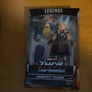 Hasbro Marvel Legends Thor: Love and Thunder Figure set of two
